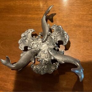 Vintage 1998 Arthur Court three Koi Fish Trivet/stand